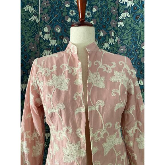 Cotton jacket in soft pink with white flower embroideries, size S - Picture 2 of 5